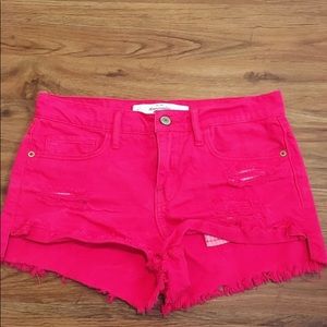 Abercrombie & Fitch red denim shorts ❤️